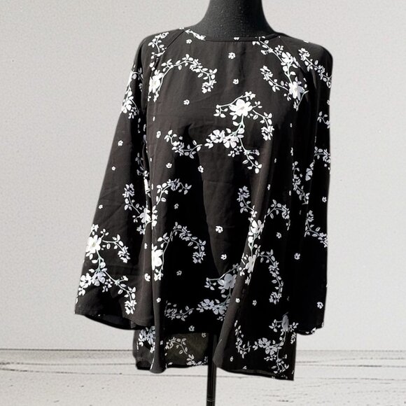 Women’s Black Floral Long Sleeve Blouse – Chic & Elegant - Picture 1 of 2
